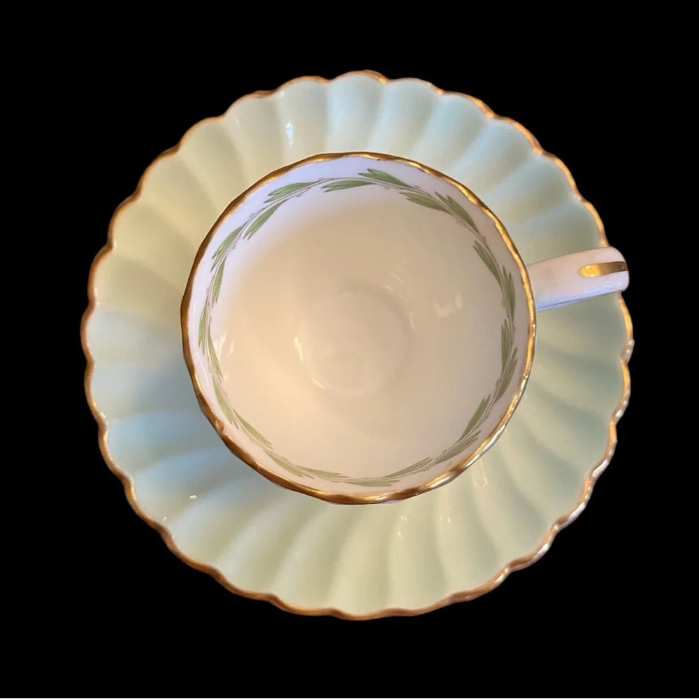 Minton Vintage Cheviot Green Bone China Teacup & Saucer Set Gilt Swirl MINT